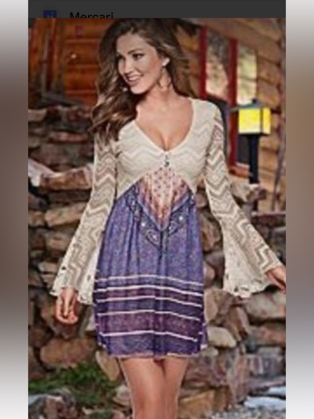 Venus Cream
Lace V neck Bodice w lace bell sleeve floral paisley bottom dress L